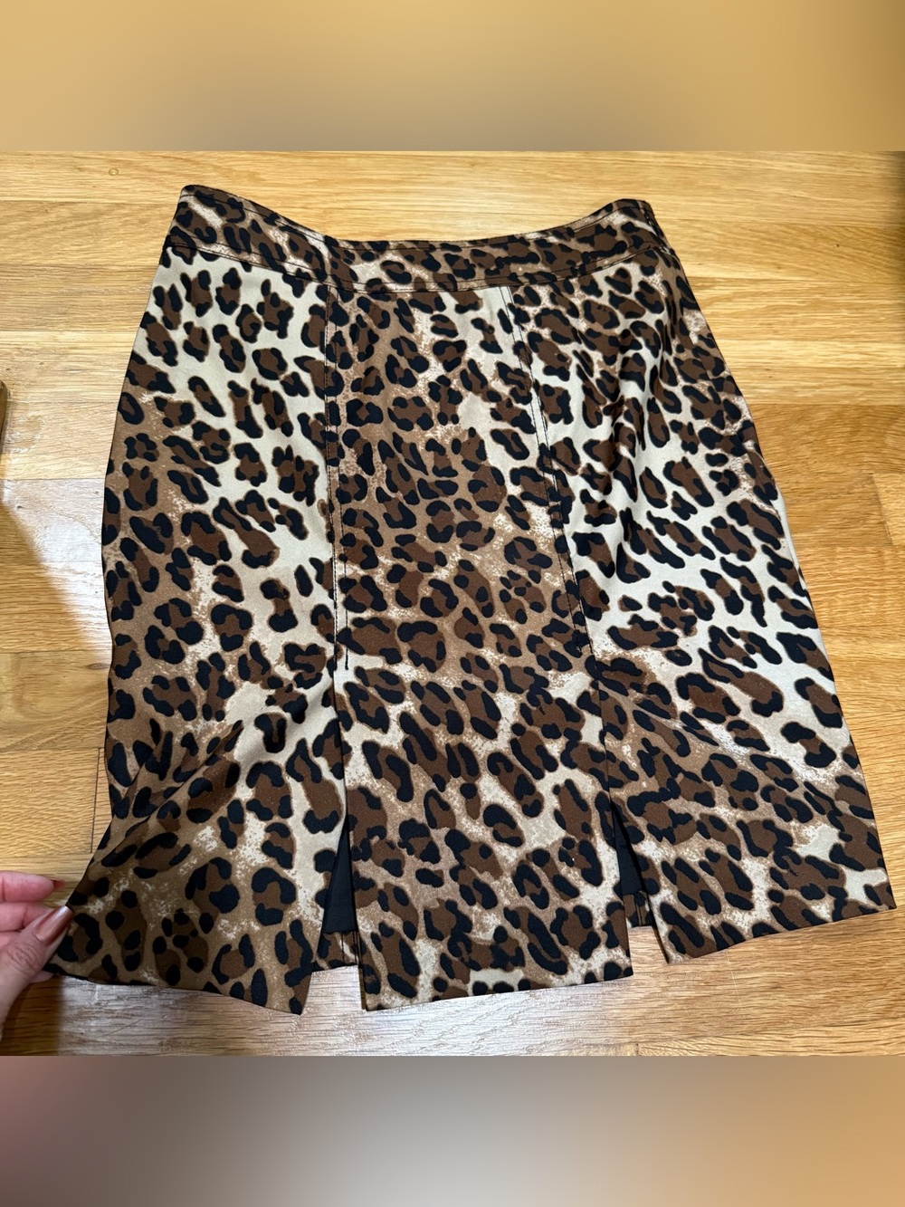 Cache leopard print pencil skirt